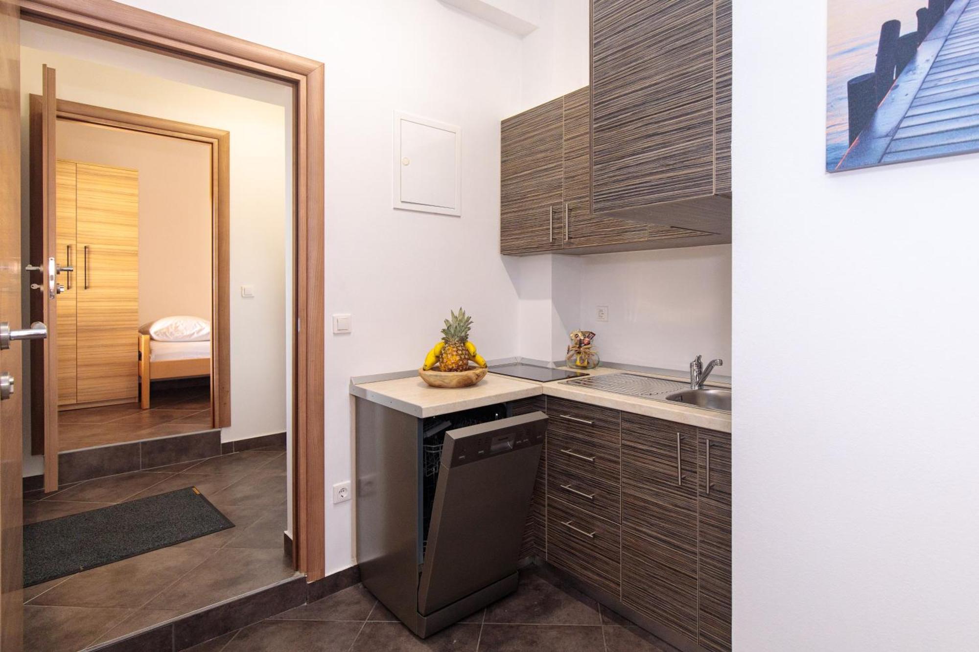 Apartments Tm Krk Town Extérieur photo